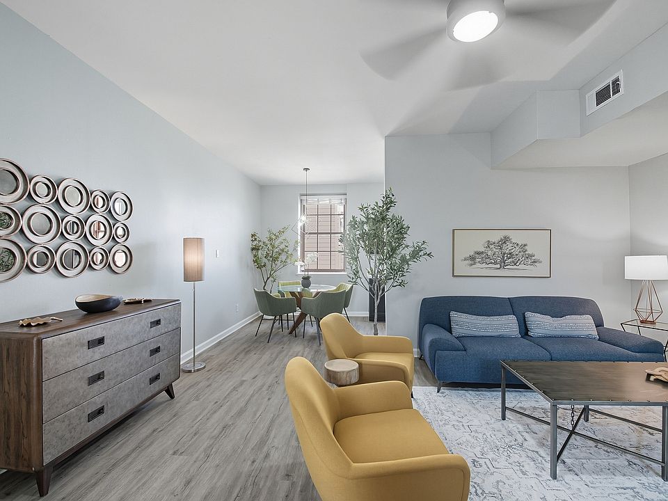 Park at Cedar Lawn Apartments Living Room