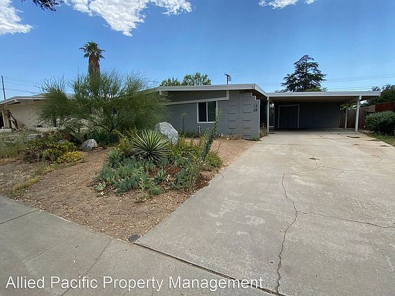 3rd image of 1328 Campus Ave