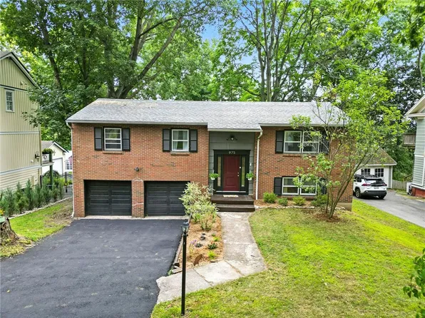 975 Highland Ave, Rochester, NY 14620