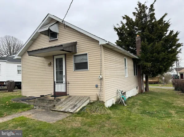 9 New York Ave, Earleville, MD 21919