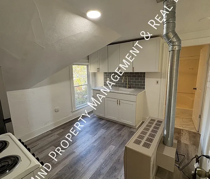 27 Montcalm St #3 — Photo 1
