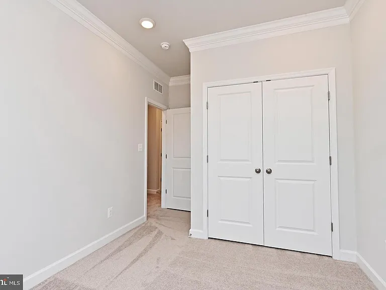 4404 Fair Lakes Ct — Photo 31