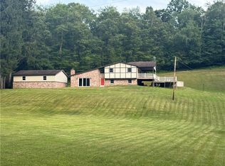 1603 Klimkos Rd, Clarksburg, PA 15725