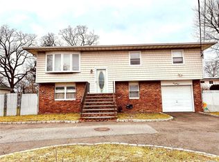 234 Commack Rd, Deer Park, NY 11729