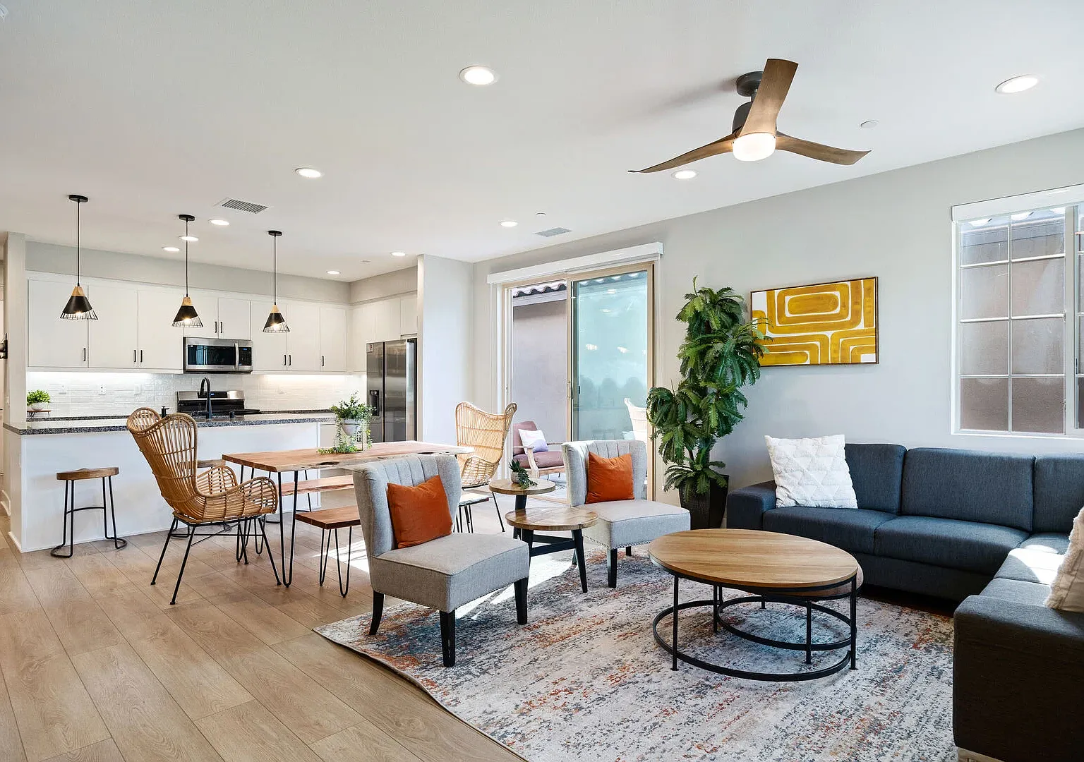 2 bed, 1562 sqft, $7,000 — Photo 1
