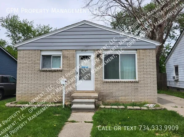 8509 Paige Ave, Warren, MI 48089