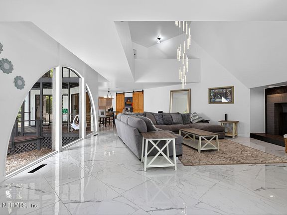 2nd image of 2970 SHADY Drive