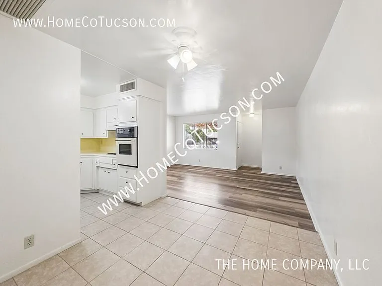 3236 E Hawthorne St — Photo 8