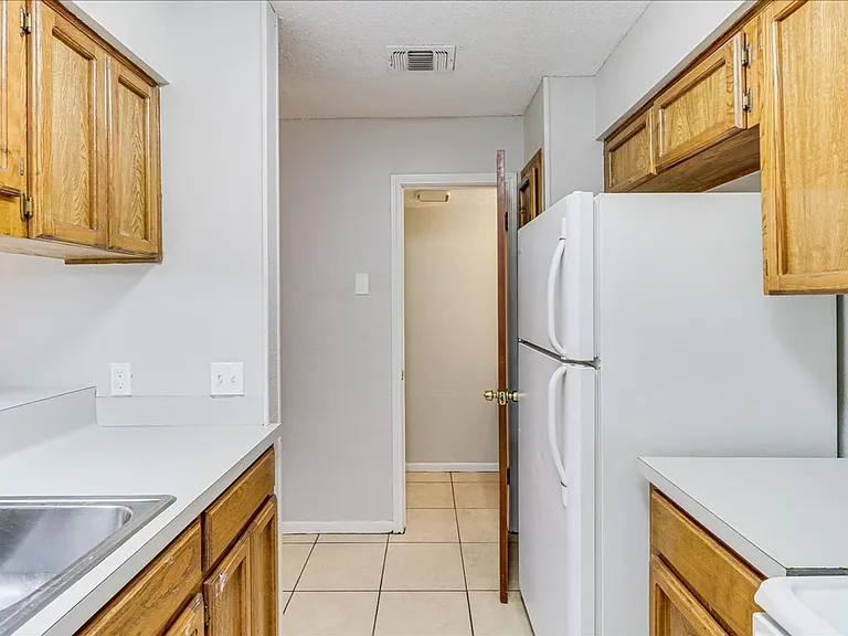 11205 Willowood Creek Dr #C — Photo 14