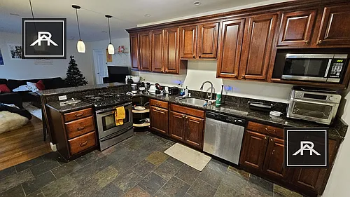 43 Greycliff Rd #1A Photo 1