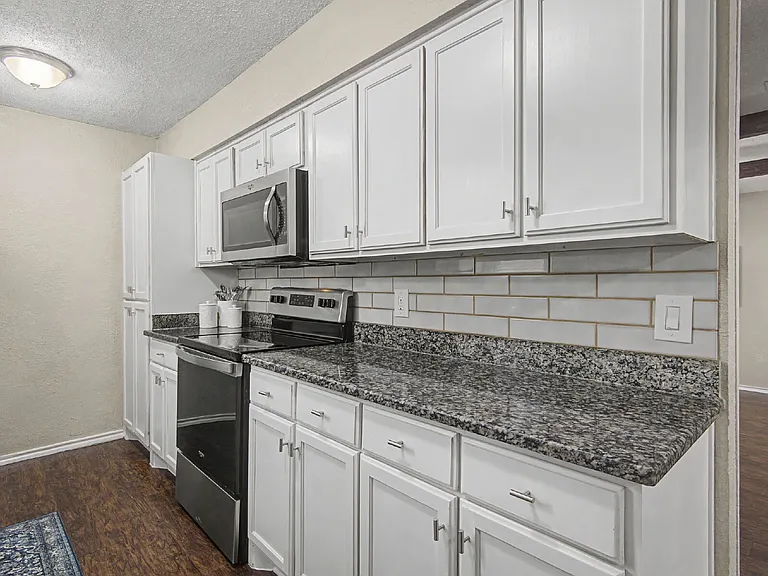 5019 Blanchard Dr — Photo 8