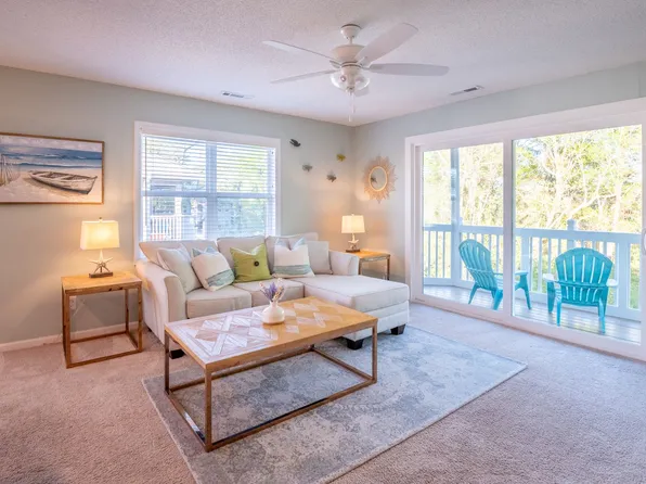 3030 Marsh Winds Cir Unit 705, Southport, NC 28461