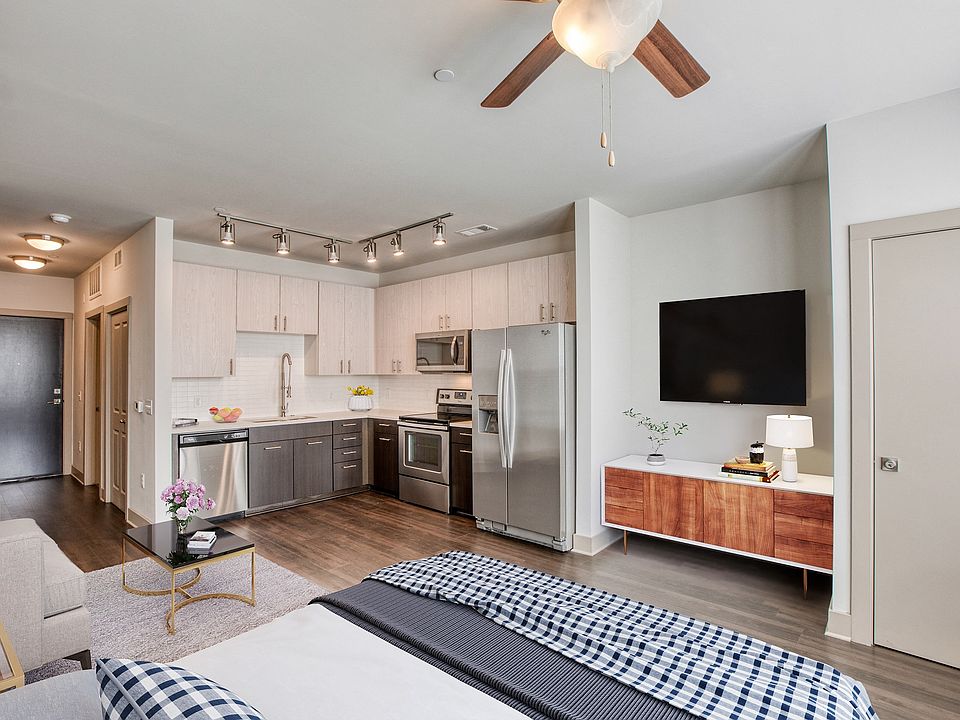 Open-concept floor plans with design flexibility