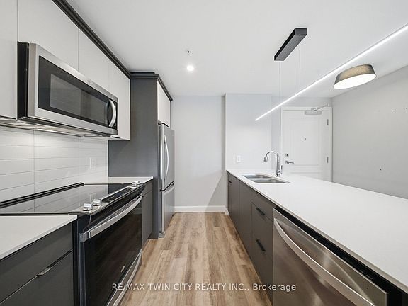 4th image of 34 Norman St #108
