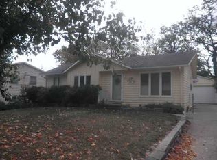 4201 Timber Ln, Des Moines, IA 50317