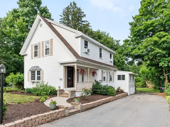 46 Charles St, West Bridgewater, MA 02379