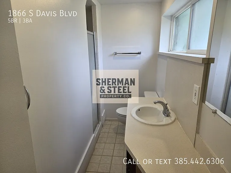 1866 S Davis Blvd — Photo 30