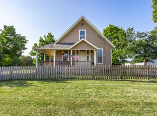 8715 Oak St, Zionsville, IN 46077