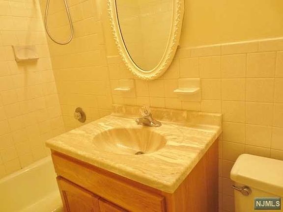 4th image of 1590 Anderson Ave APT 5E