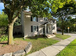 358 Dundas St E, Hamilton, ON L8B0A9