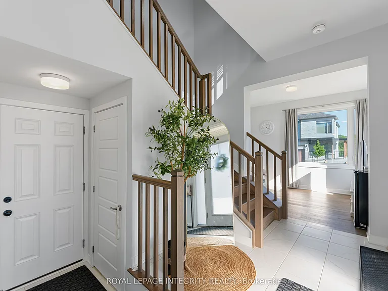 660 Fenwick Way — Photo 7