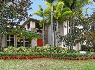 1026 Vintner Blvd, Palm Beach Gardens, FL 33410