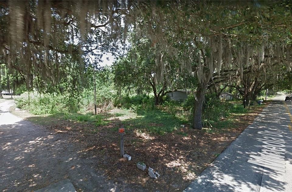 1st image of 2930 Mineola Dr