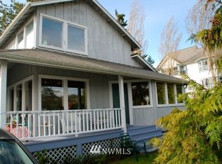 423 W St, Pt Townsend, WA 98368