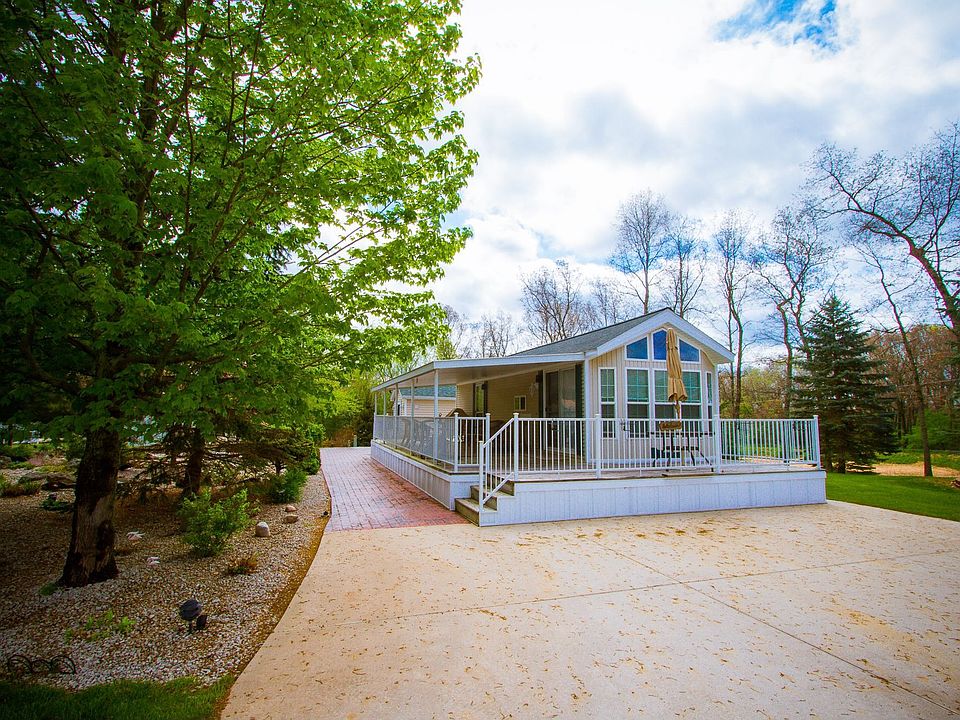 2nd image of 9304 S Orca Cir