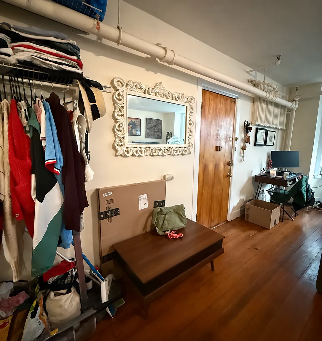 Studio, $2,300 — Photo 2