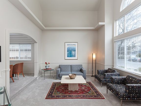 5th image of 17616 Muirfield Ct