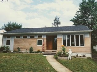 749 Horatio Ave, Franklin Square, NY 11010