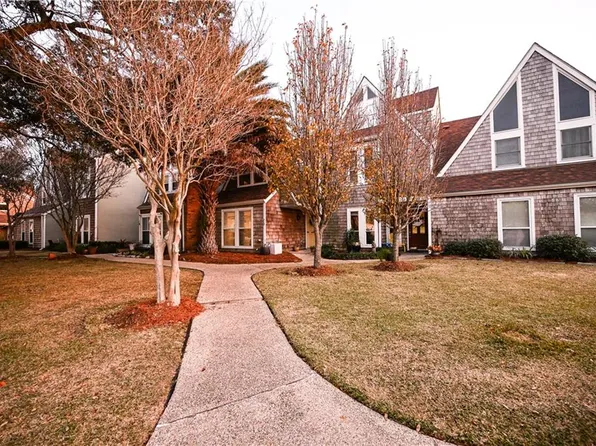 20 Mariners Cv N, New Orleans, LA 70124