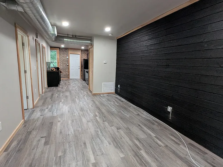 295 Congress St — Photo 10