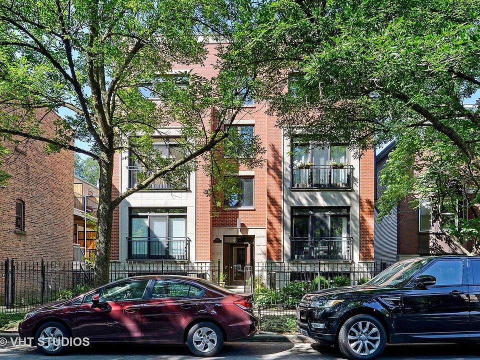 1st image of 3808 N Lakewood Ave APT 2S