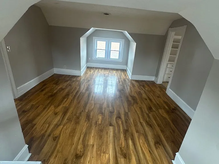 3153 Columbus Ave — Photo 1