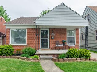 20524 Carlysle St, Dearborn, MI 48124