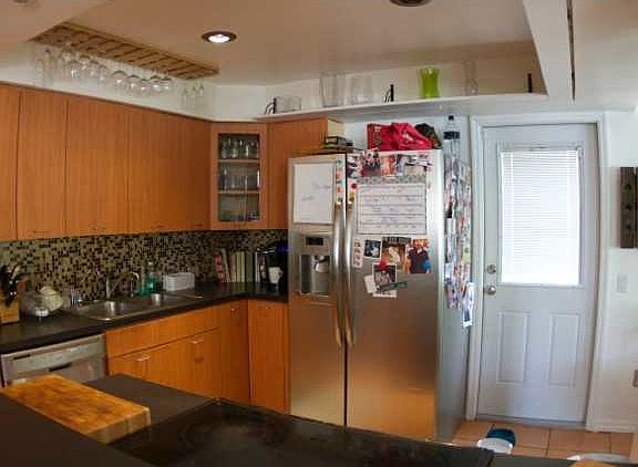 4th image of 826 Raymond St #826