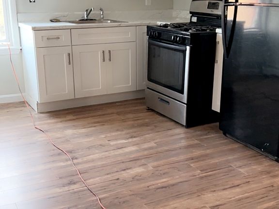 eat in dinning/ kitchen