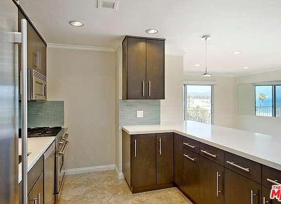 3rd image of 101 California Ave Unit P