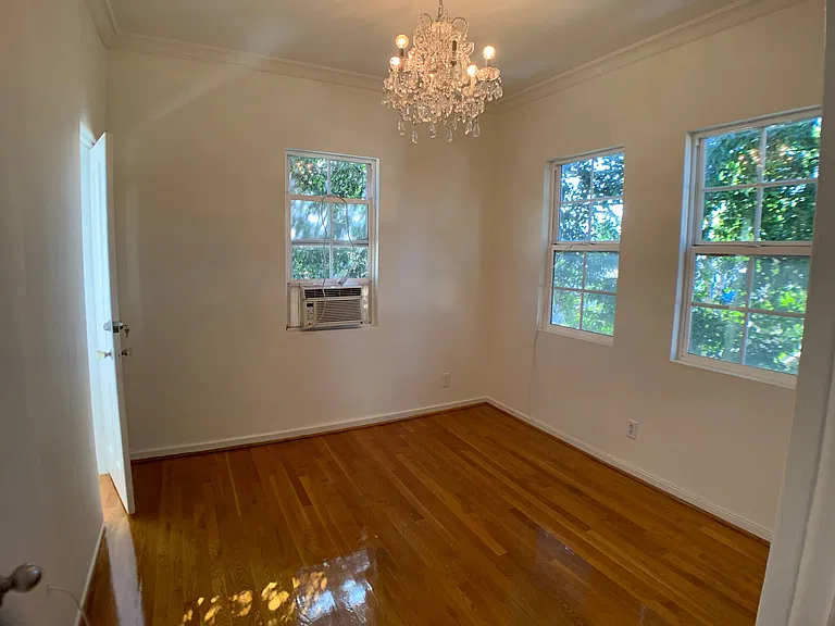 847 N Formosa Ave #9 — Photo 3