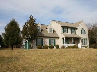 303 Glen Run Dr, Atglen, PA 19310