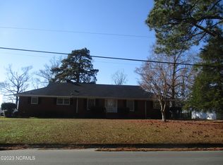 1708 Hardee Rd, Kinston, NC 28504
