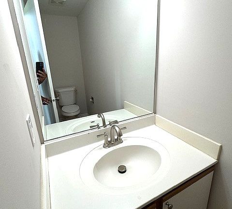 5th image of 22211 W Niagara Trl
