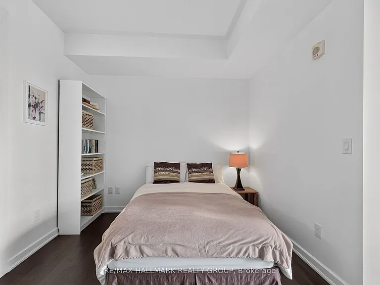 300 Lisgar St #407 — Photo 11