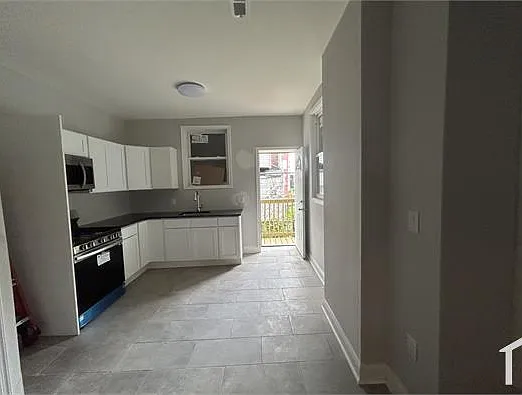 3 bed, 1138 sqft, $1,550 — Photo 4
