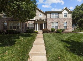 478 Coachgate Ct, Ballwin, MO 63021