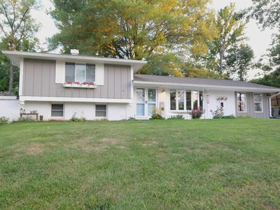 1111 W Meadow Ln, Bloomington, IN, 47404