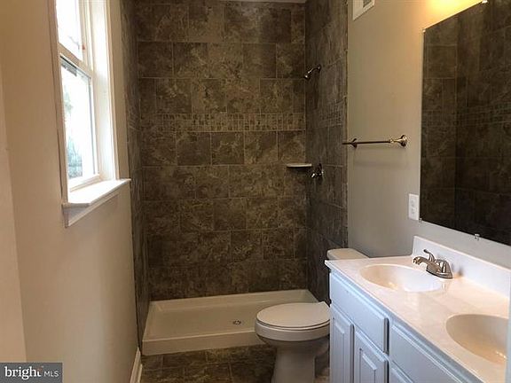 4th image of 511 Dogwood Dr