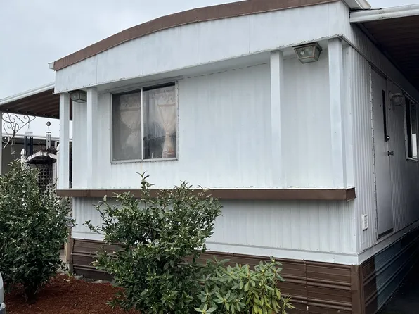 2901 E 2nd St Unit 126, Newberg, OR 97132